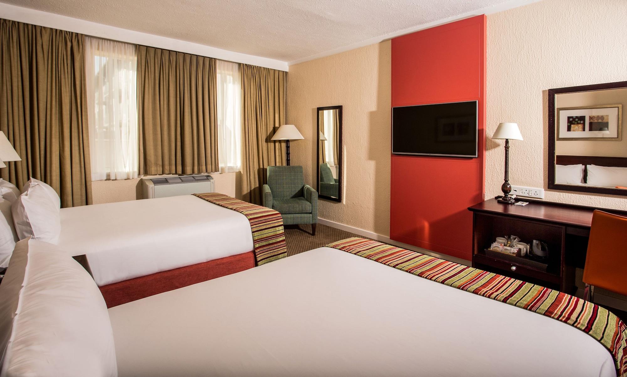 Hotel Garden Court Or Tambo International Airport à Kempton Park Extérieur photo