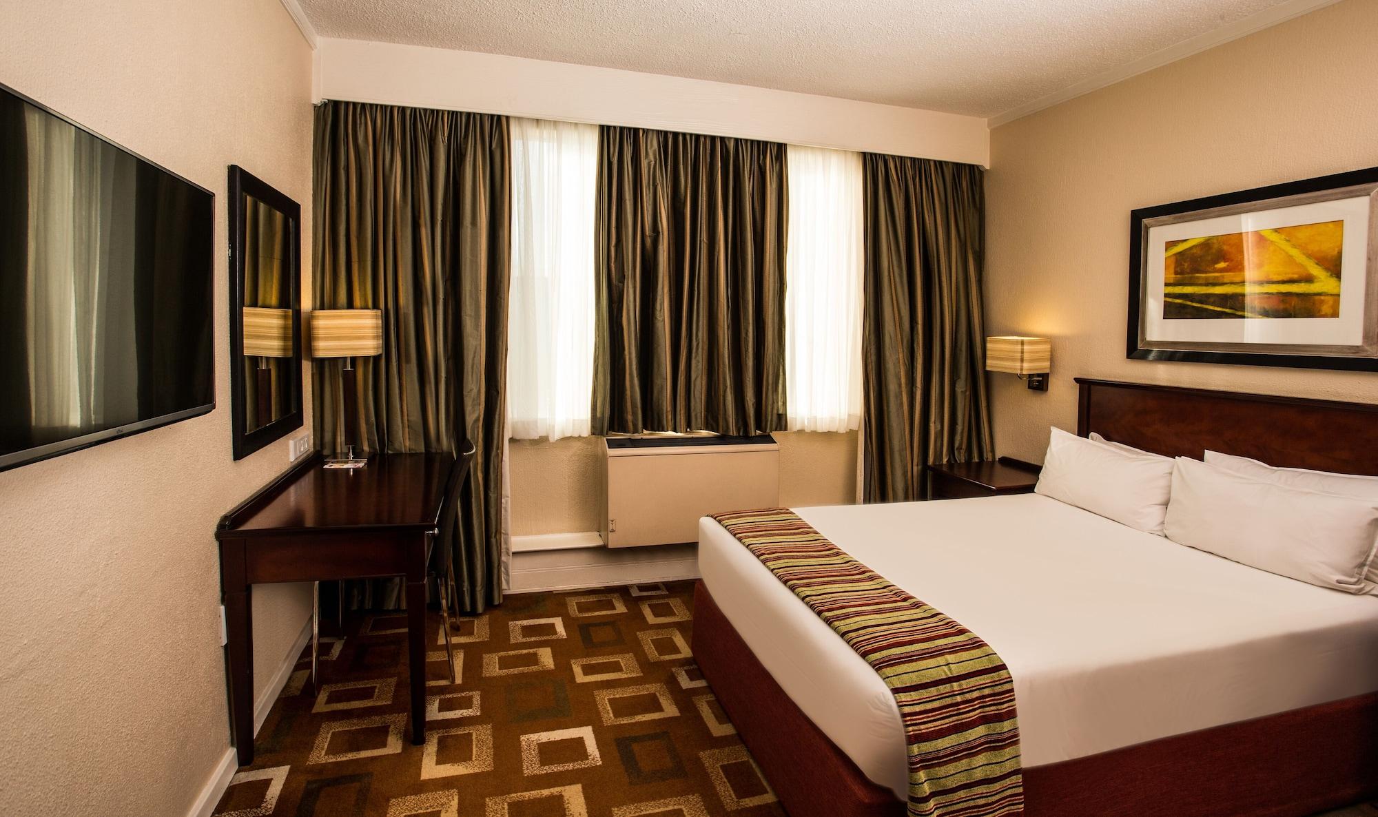 Hotel Garden Court Or Tambo International Airport à Kempton Park Extérieur photo