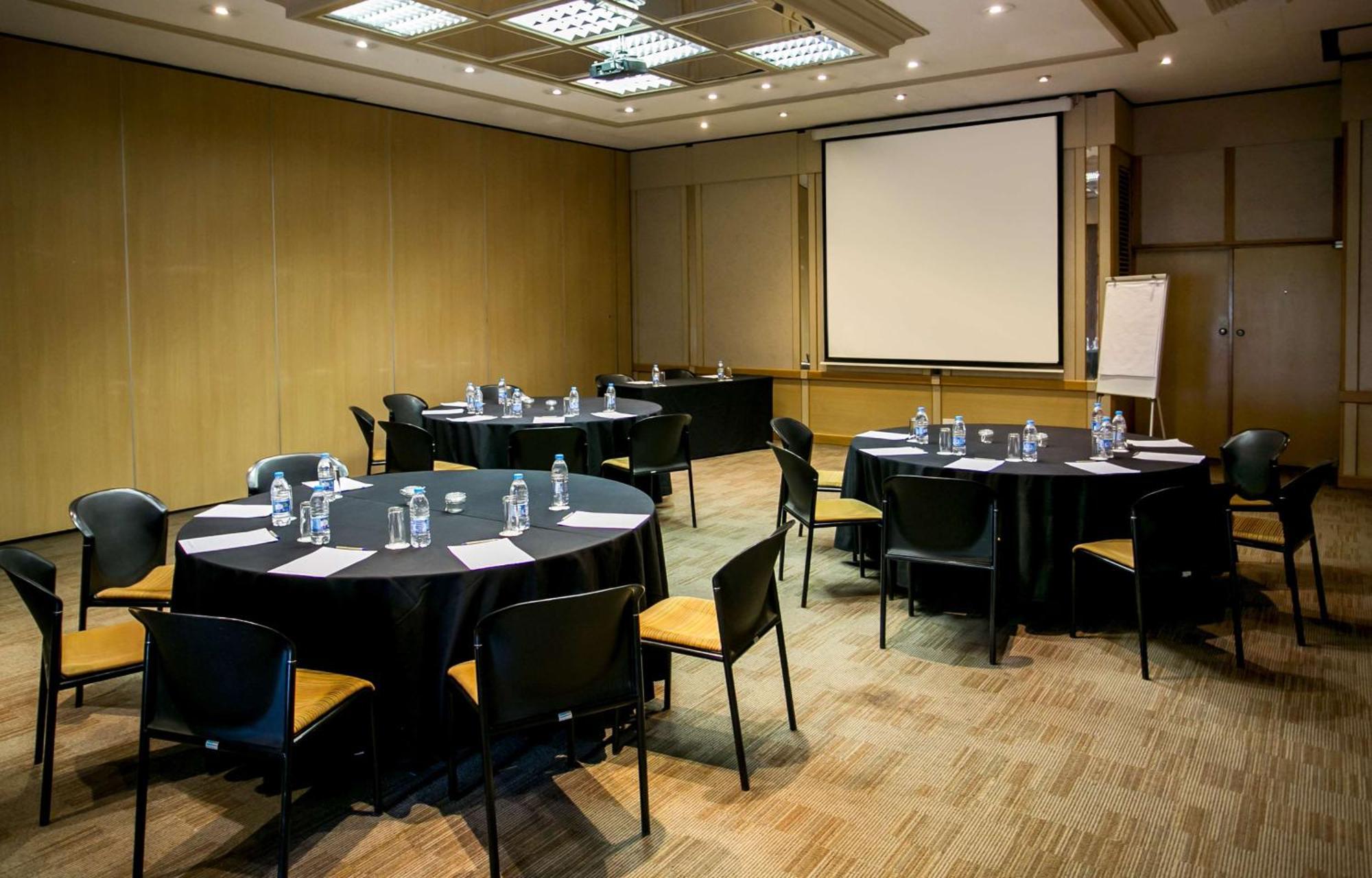 Hotel Garden Court Or Tambo International Airport à Kempton Park Extérieur photo