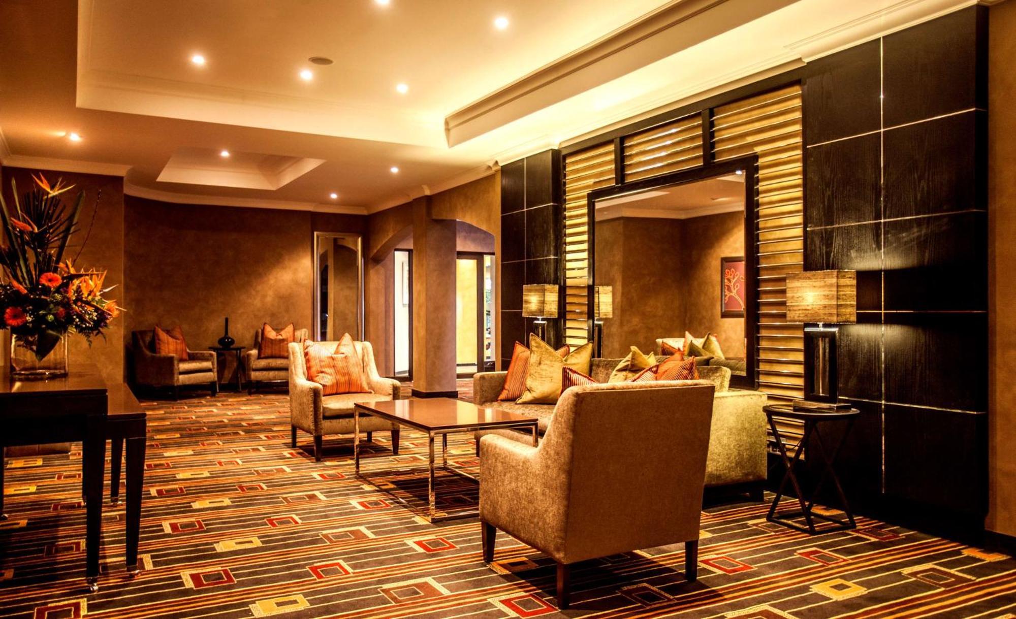 Hotel Garden Court Or Tambo International Airport à Kempton Park Extérieur photo